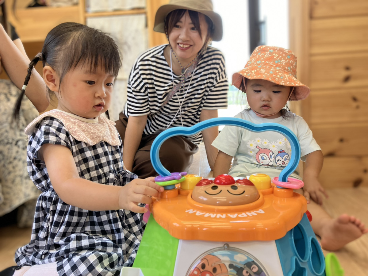 【はぐかふぇ】 学校法人 金子学園 の様子