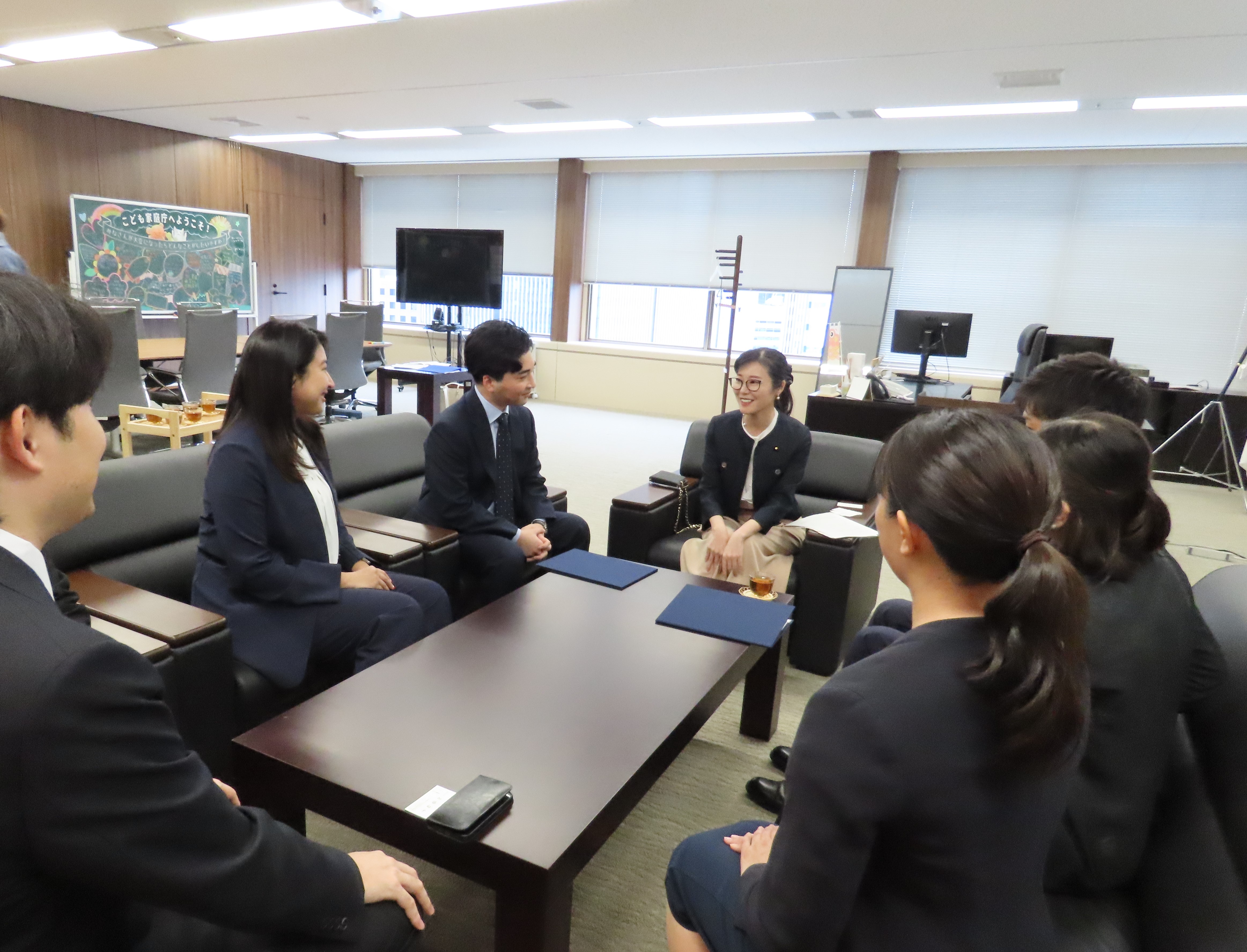 2024年8月27日　G7/G20 Youth Japanによる加藤鮎子大臣表敬訪問の様子