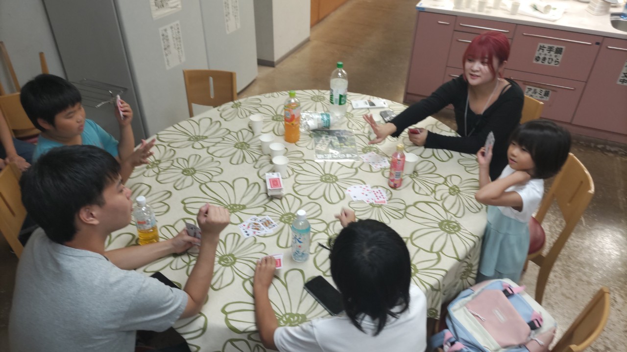 【なのはな】 さがみはら子どもの居場所サミット学生チーム の様子